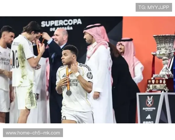 巴萨卫冕路难度激增！黑马成最大搅局者