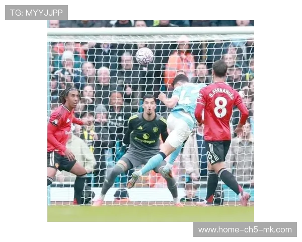 曼联中前场在比赛中实现多次战术配合